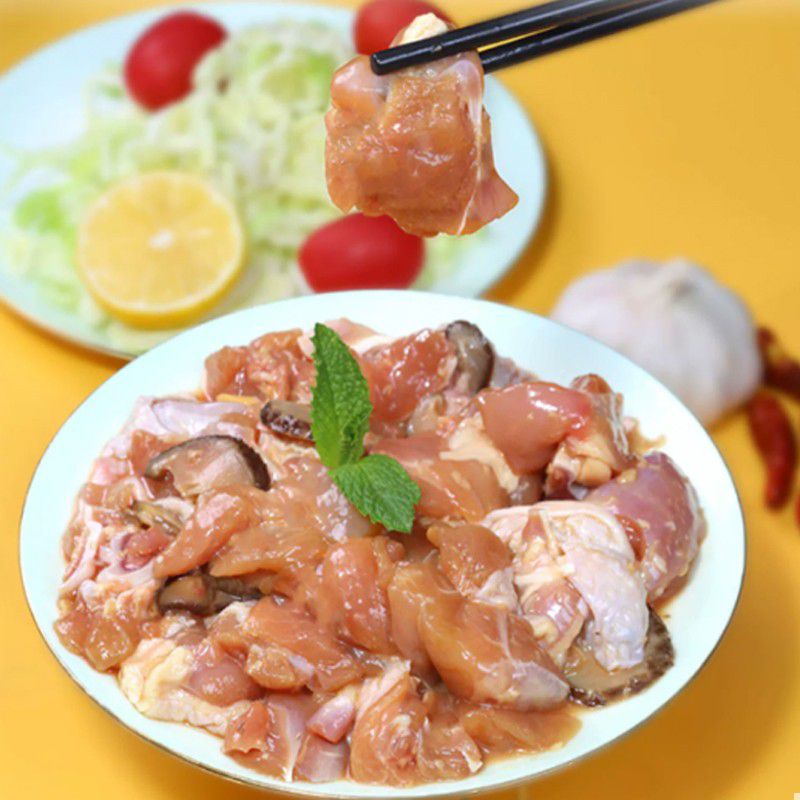 香菇滑鸡   250g/盒